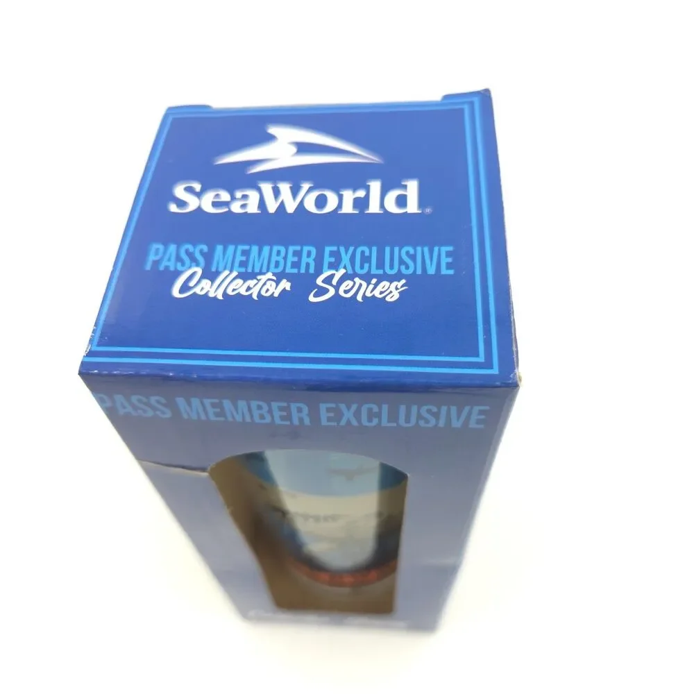 SEA WORLD Orlando Florida Tall Ceramic Glass NEW IN BOX PASS HOLDER EXCLUSIVE